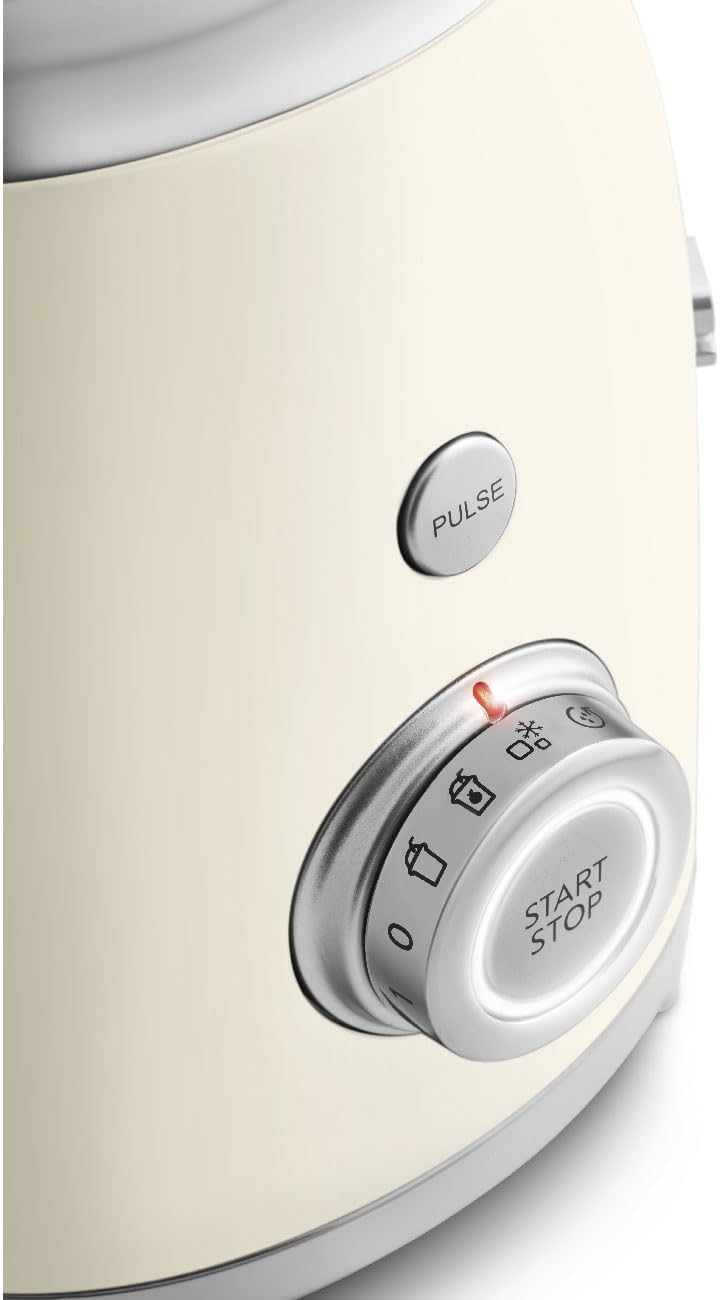 SMEG BLF03 Retro Style Blender – 600W Countertop Blender with 48 oz BPA-Free Jug, 3 Speeds + Pulse, Ice Crush & Smoothie Functions – 50s-Inspired Design-Cream