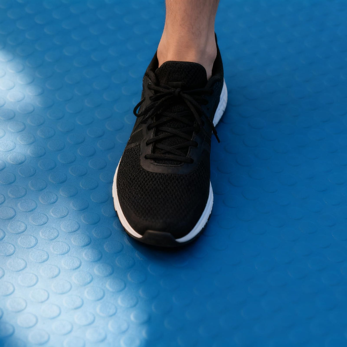 Garage Floor Mat Large Wear-resistant Coin Pattern Garage Mats for Floor, 2.5mm Non-Slip Garage Flooring Roll, 5 8 10 16 ft Length Rubber Mats for Home Gym(Blue,1.5x1.5m(4.9 x 4.9ft))