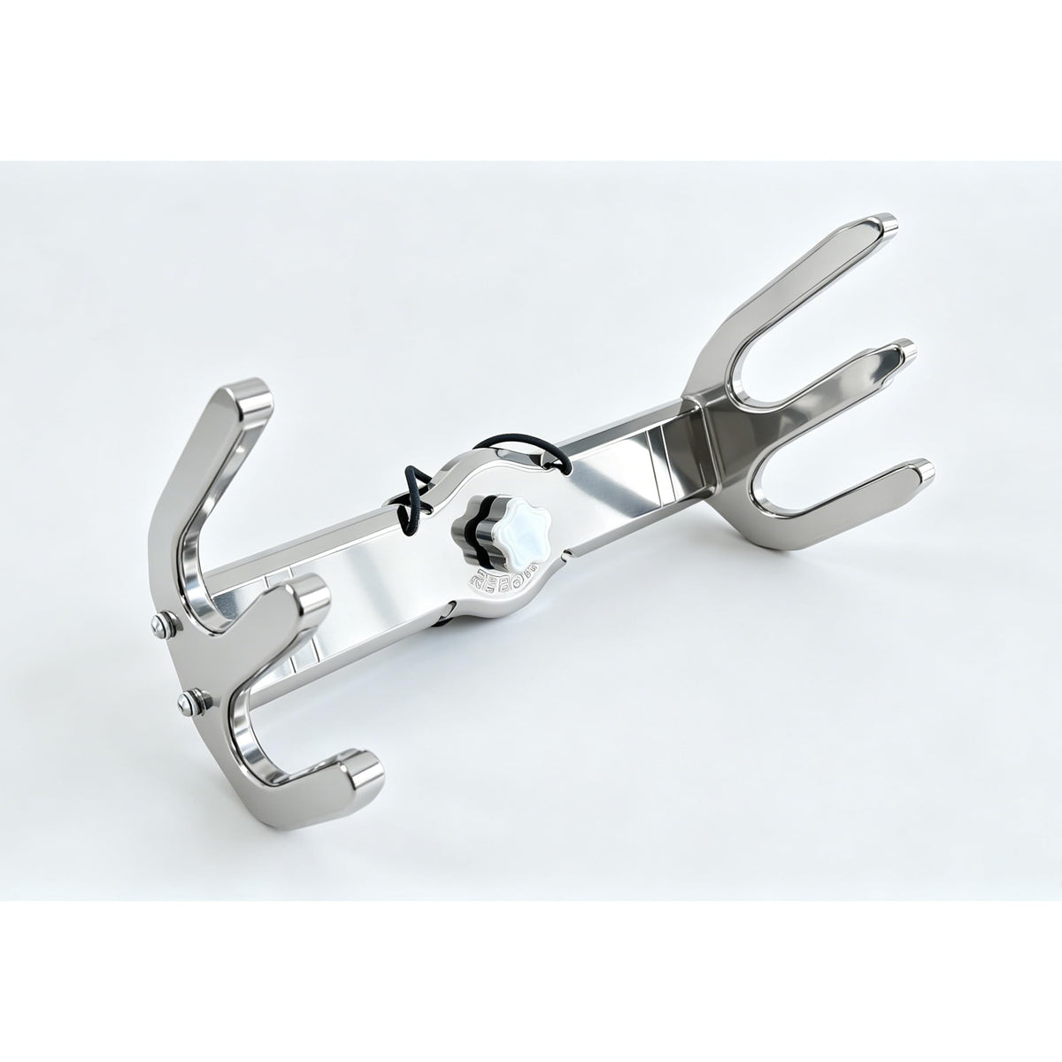 Reborn Pro1 Quick Release Waterski Rack, 2.5" Clamp with Rubber Collars can fit 1 3/4" - 2 1/2" Round Tubes. Polished Or Black Coated Finish,3 Year Warranty.