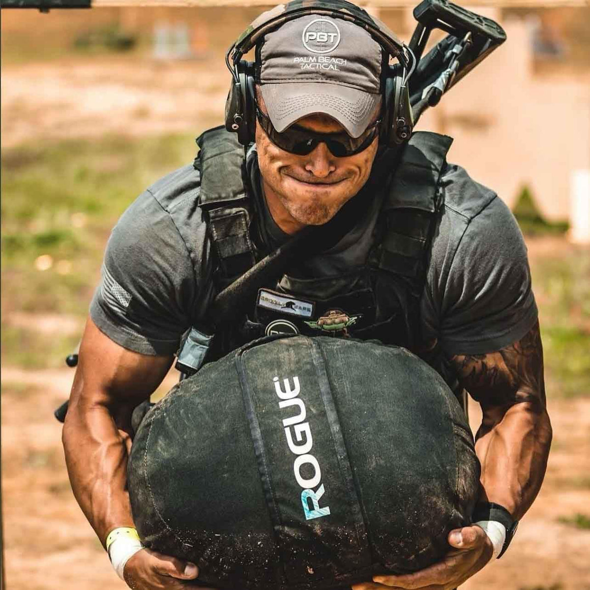 Shellback tactical Physical Fitness Training Vest – Adjustable Weighted Workout Vest for 10x12 Training Plates