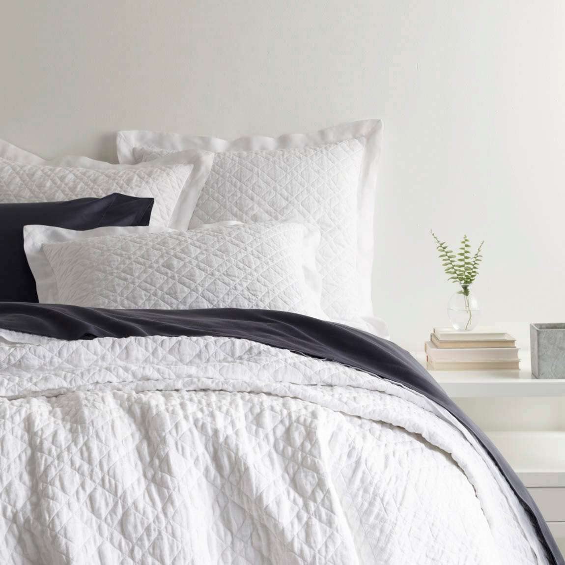 Pine Cone Hill Washed Linen Ivory Solid Linen Quilt, King
