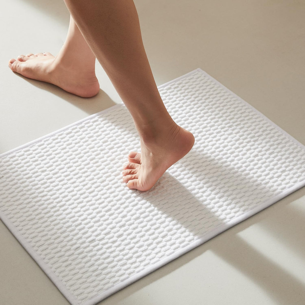 TYUU Bathroom Runner Rugs, Long Bath Mat Runner Washable Thin Quick Dry Low Pile Bathroom Runner Rugs Non Slip, Beige 24"x70"