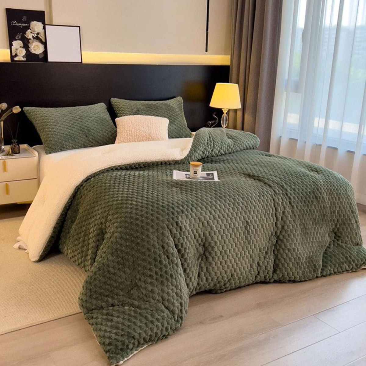 Insulation Hibiscus Winter Quilts, Thickened Super Soft Double-Sided Twin Size Lightweight Breathable Warmth Thick Bed Comforters(A,200x230cm-3.7kg)