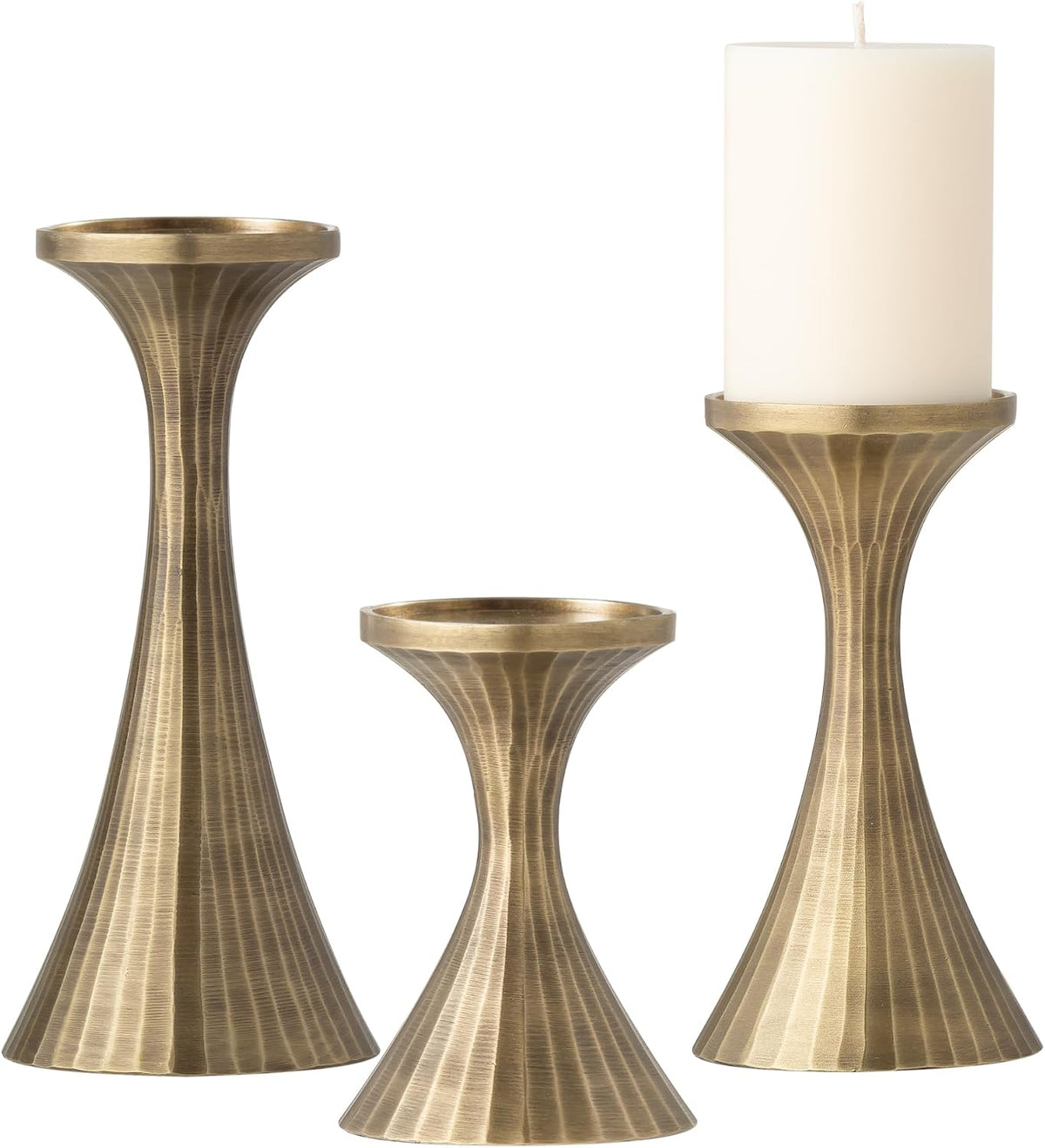 Torre & Tagus Tomar Metal Pillar Candle Holder Set of 3 Aluminum Candleholders in Vintage Gold as Mantle Decor for Living Room, Table Decor for Dining Table, Modern Kitchen Decor, Wedding Decoration