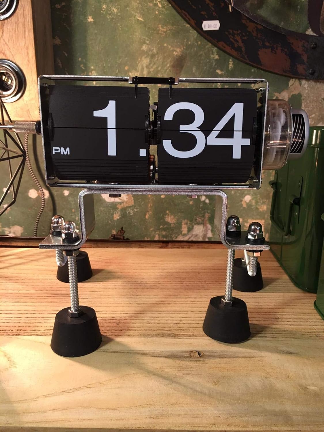 Kikkerland Flip Clock