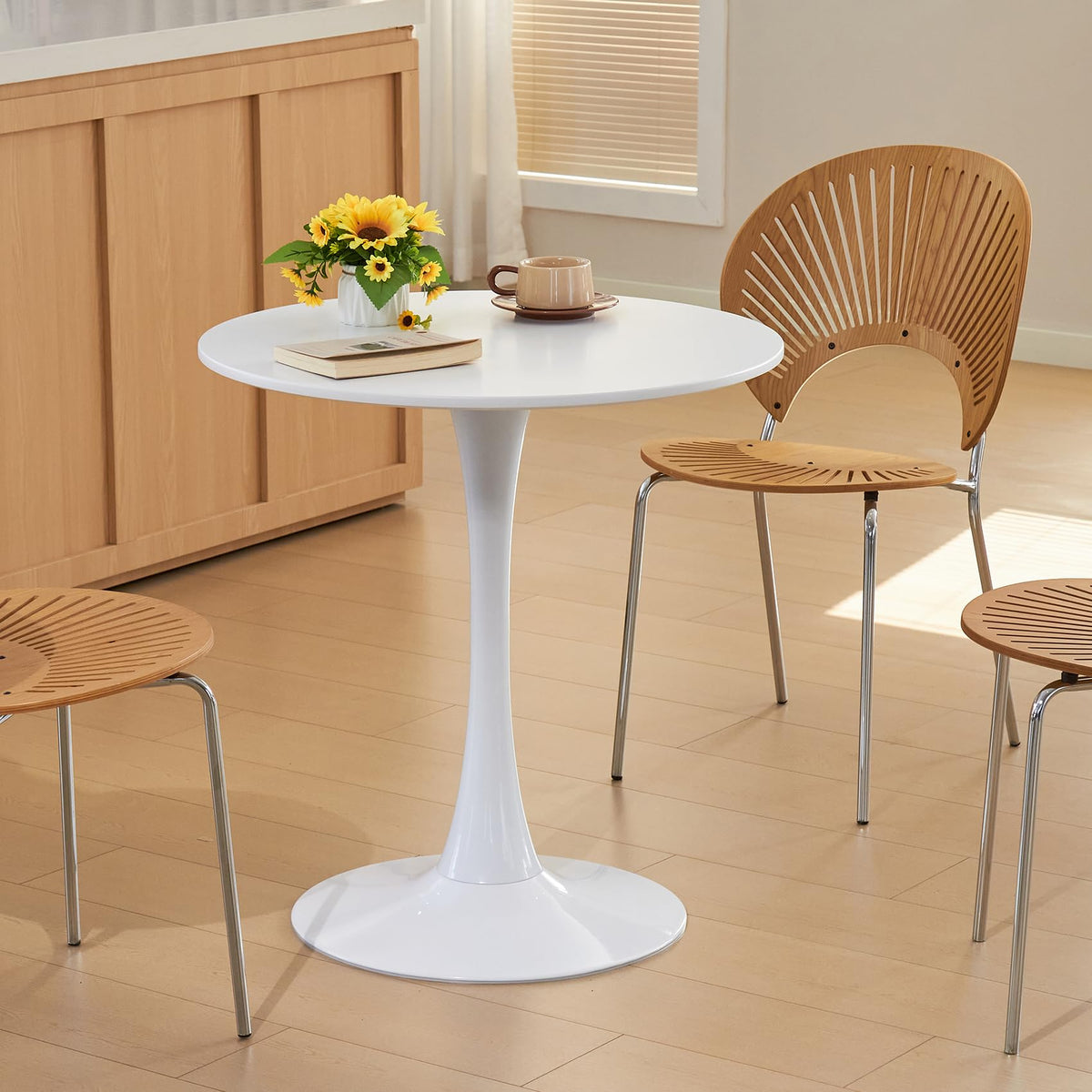 Round Dining Table, 31.5" Tulip Table (Black)
