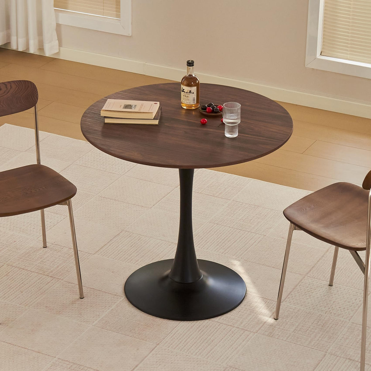 Round Dining Table, 31.5" Tulip Table (Black)