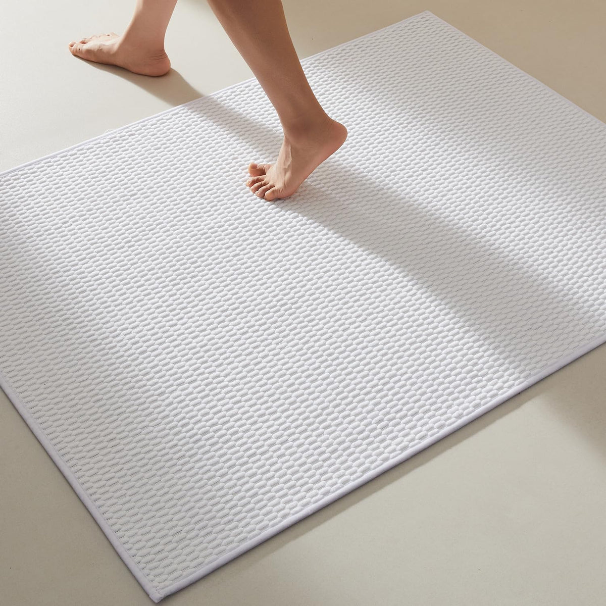 TYUU Bathroom Runner Rugs, Long Bath Mat Runner Washable Thin Quick Dry Low Pile Bathroom Runner Rugs Non Slip, Beige 24"x70"