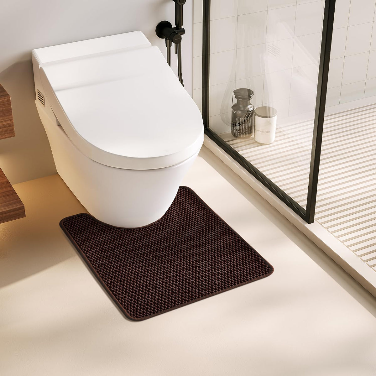 TYUU Bathroom Runner Rugs, Long Bath Mat Runner Washable Thin Quick Dry Low Pile Bathroom Runner Rugs Non Slip, Beige 24"x70"