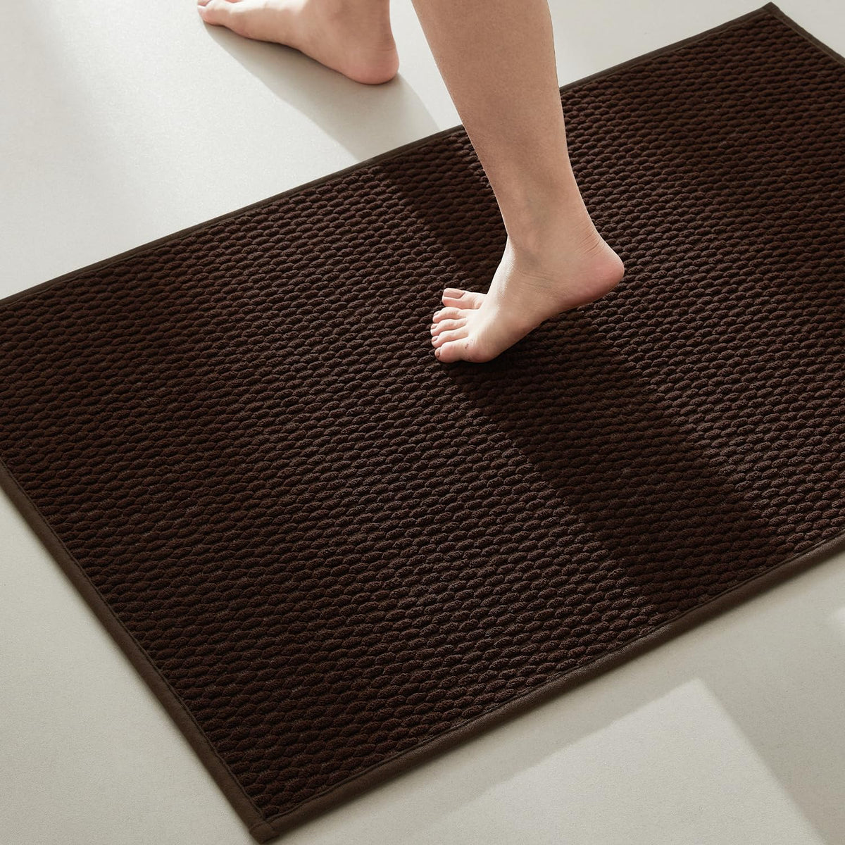 TYUU Bathroom Runner Rugs, Long Bath Mat Runner Washable Thin Quick Dry Low Pile Bathroom Runner Rugs Non Slip, Beige 24"x70"