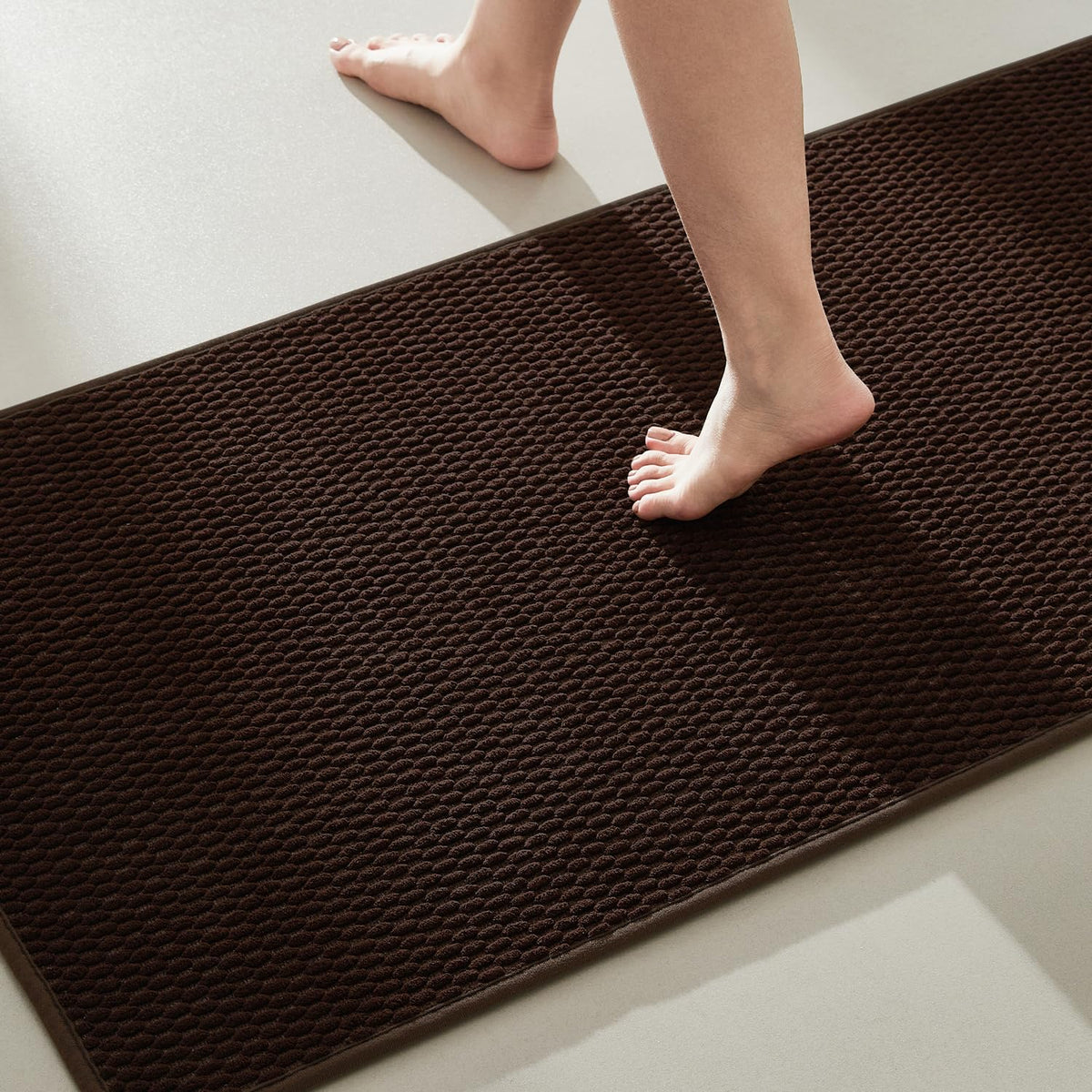 TYUU Bathroom Runner Rugs, Long Bath Mat Runner Washable Thin Quick Dry Low Pile Bathroom Runner Rugs Non Slip, Beige 24"x70"