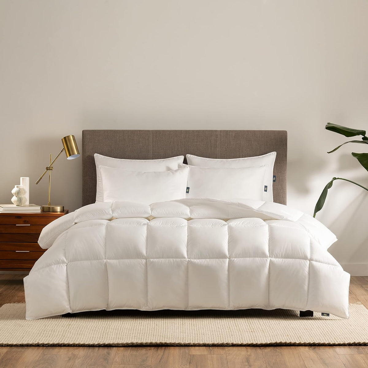 Serta Down Illusion All Season Down Alternative Comforter, Full/Queen