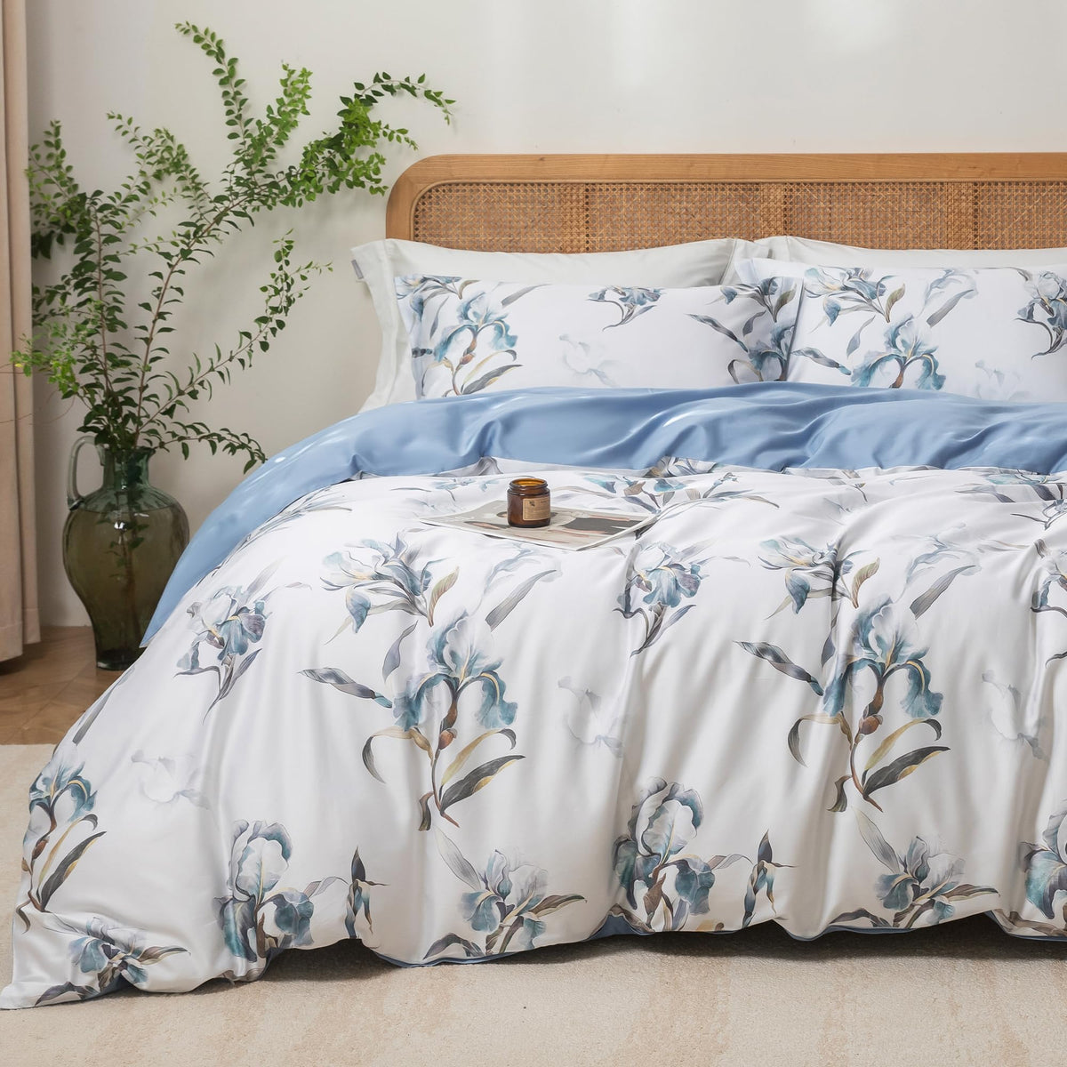 MILDLY White Floral Green Leaves Luxury Duvet Cover Set 3pcs King