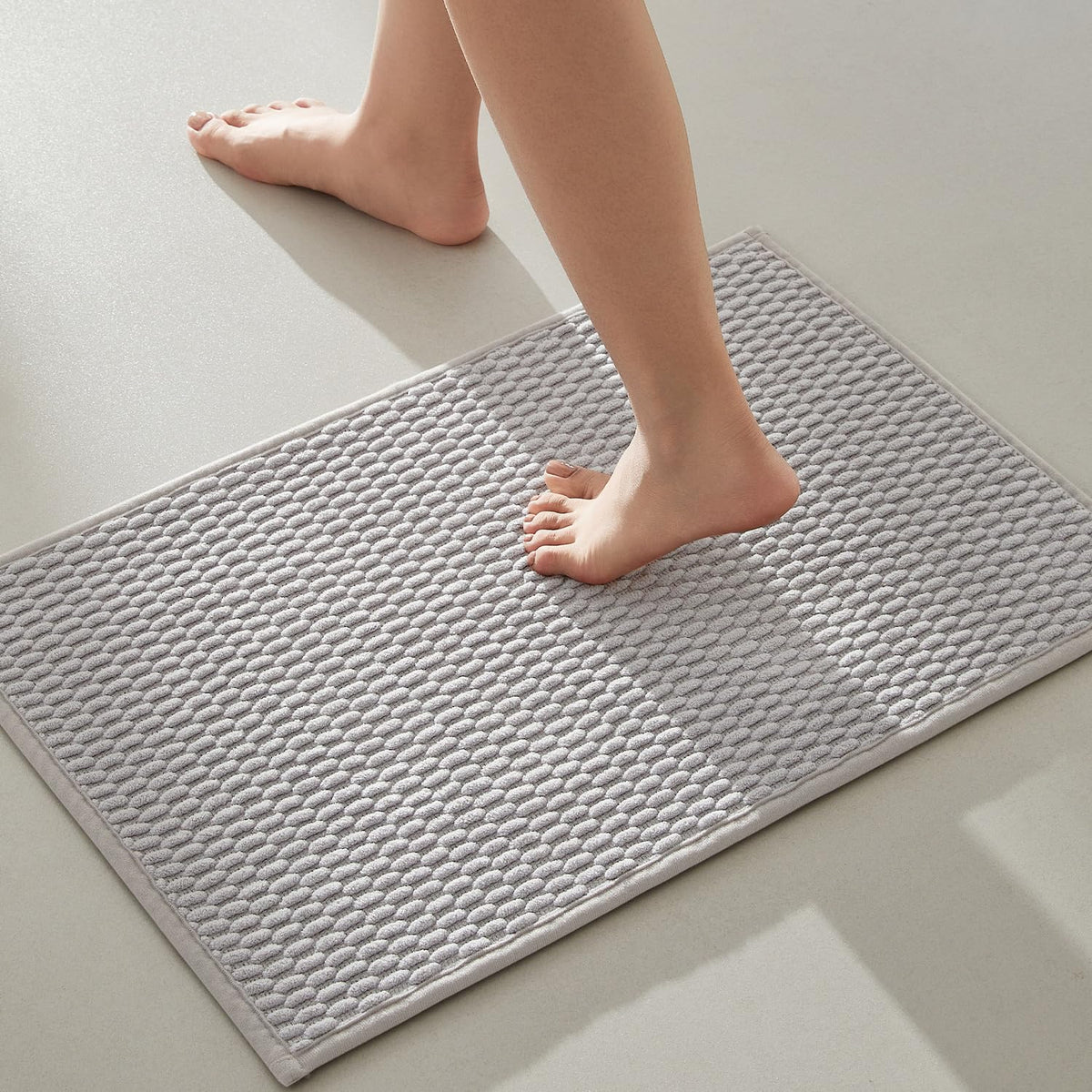 TYUU Bathroom Runner Rugs, Long Bath Mat Runner Washable Thin Quick Dry Low Pile Bathroom Runner Rugs Non Slip, Beige 24"x70"