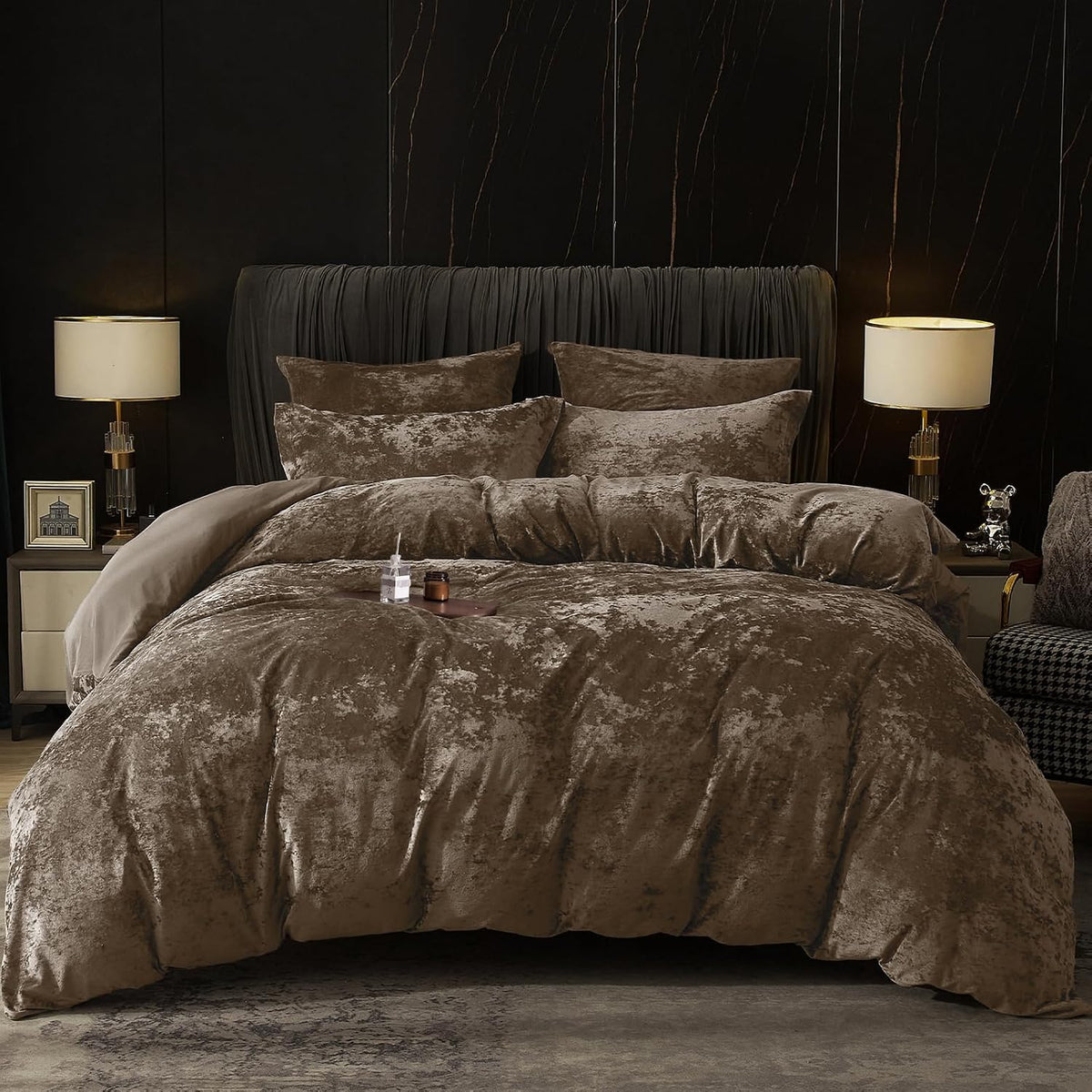 PHF Luxury Velvet Duvet Cover Set King Size, 3pcs 104" x 90", Cub