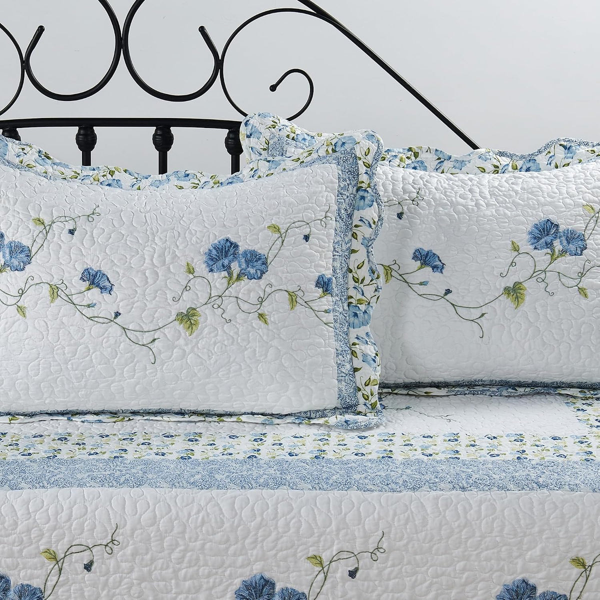 HESTIN 4Pcs Sky Blue Scallop Daybed Cover Set 75"x39" Petunia Embroidery