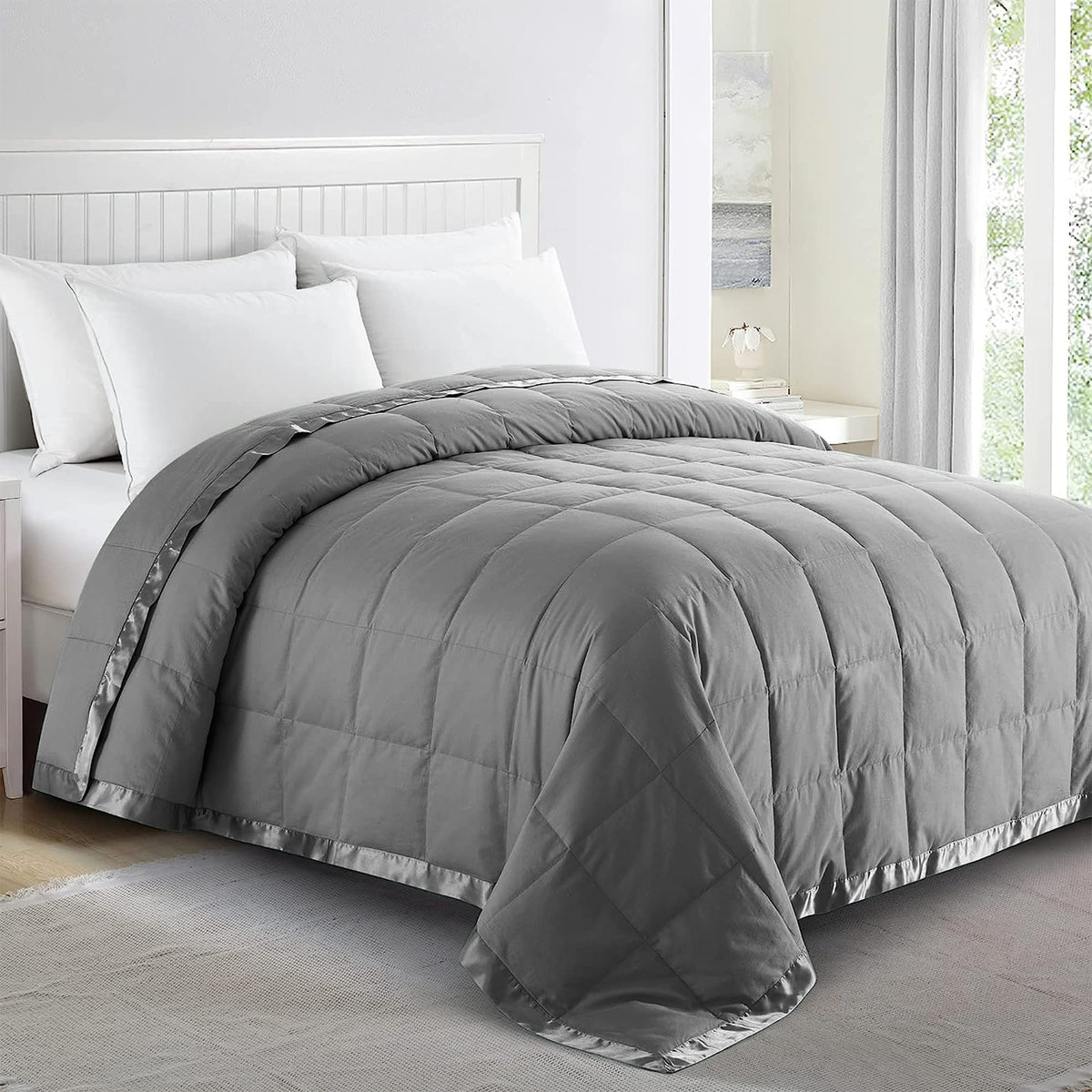 puredown® Blankets Queen Size - Soft Lightweight Down Blanket for Bed, Cozy Warm Luxury Bed Blanket with Satin Trim, White (90"X90")