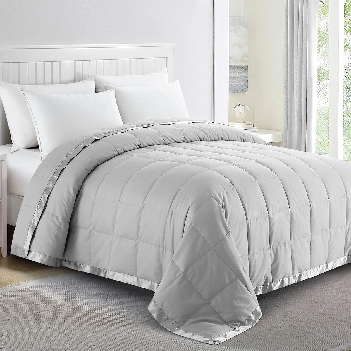 puredown® Blankets Queen Size - Soft Lightweight Down Blanket for Bed, Cozy Warm Luxury Bed Blanket with Satin Trim, White (90"X90")