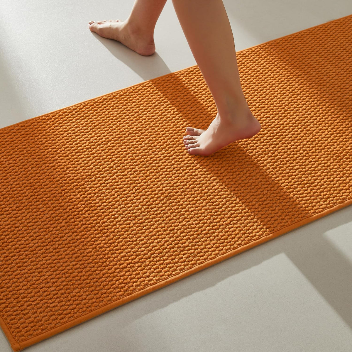 TYUU Bathroom Runner Rugs, Long Bath Mat Runner Washable Thin Quick Dry Low Pile Bathroom Runner Rugs Non Slip, Beige 24"x70"