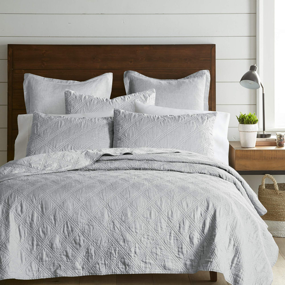 Levtex Home - 100% French Flax Linen Front/100% Cotton Back - Quilted Throw - French Flax Washed Linen - Charcoal - Throw Size (50 x 60in.)