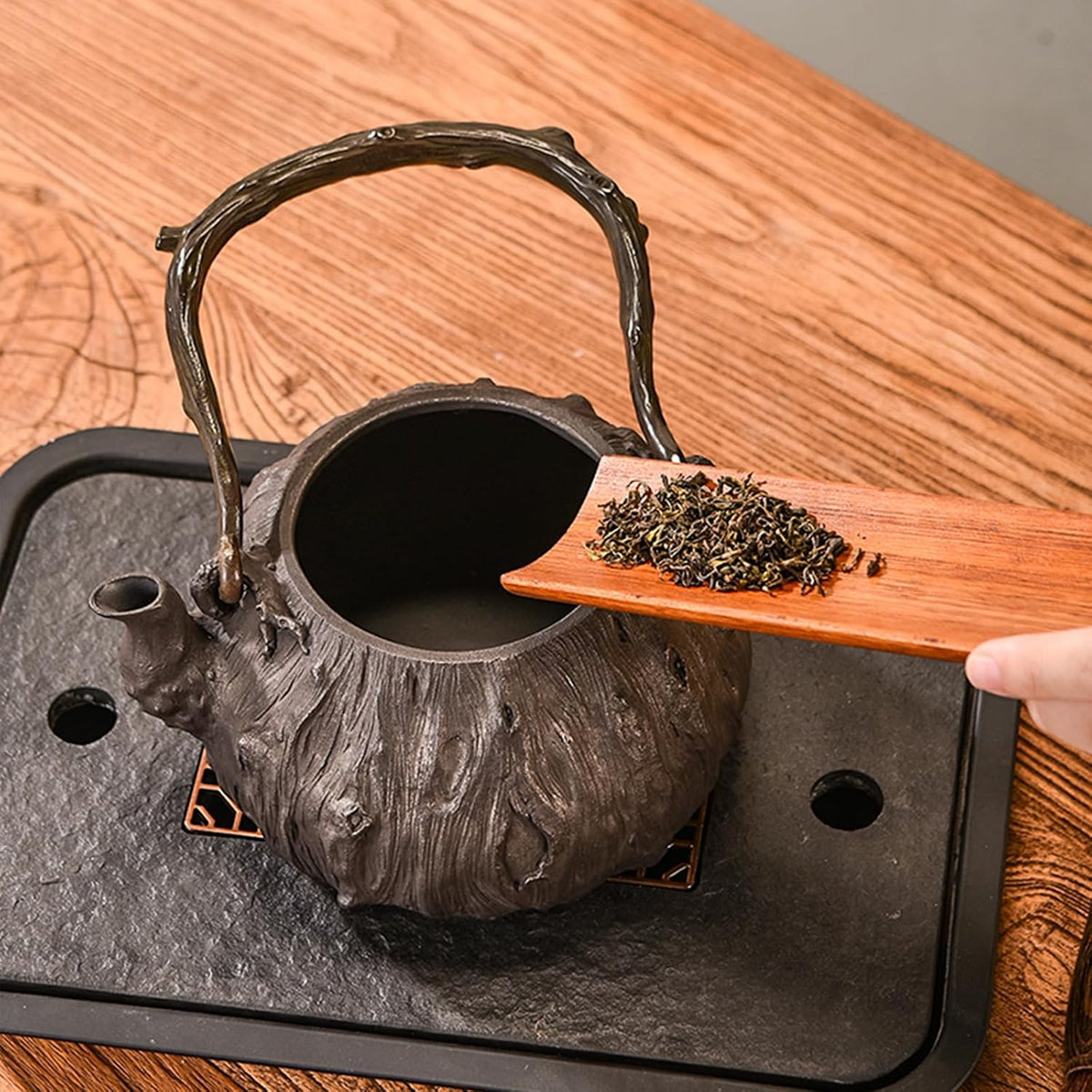 Cast Iron Teapot, Stovetop Safe Tea Kettle With handle, Asian Style Handmade Tea Pot For Home Camping Outdoor Use(1.2L, BlackA)