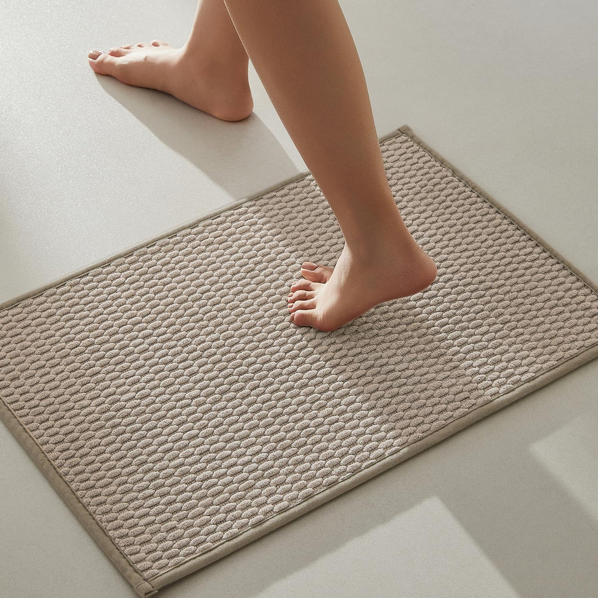 TYUU Bathroom Runner Rugs, Long Bath Mat Runner Washable Thin Quick Dry Low Pile Bathroom Runner Rugs Non Slip, Beige 24"x70"