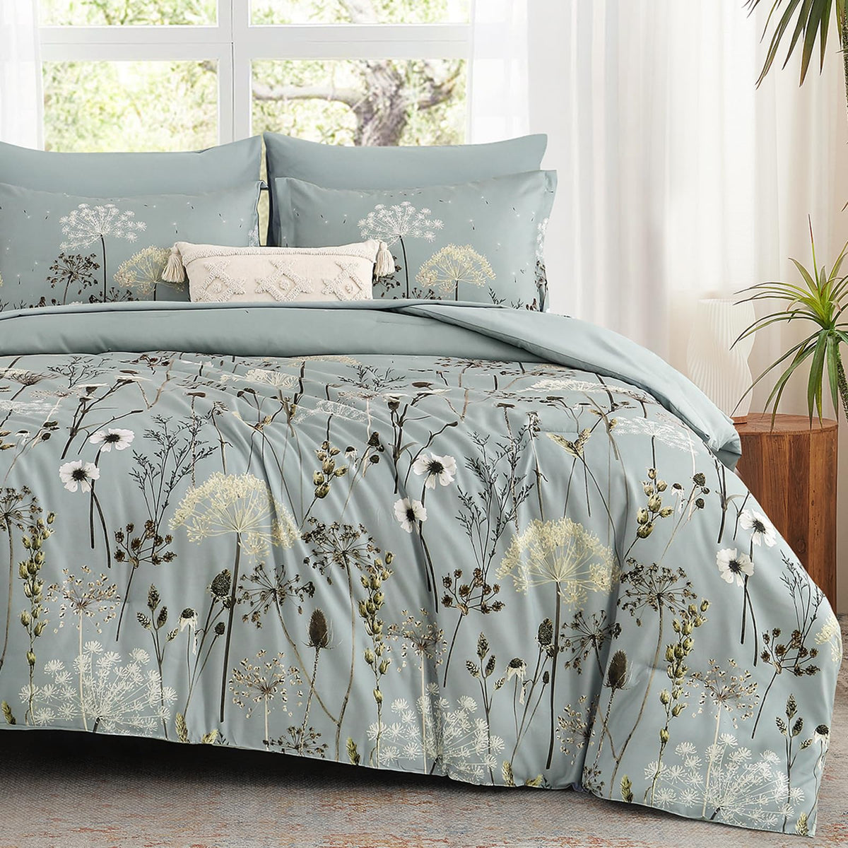 Yiran Black California King Comforter Set, 7 Pieces Floral Bed in a Bag
