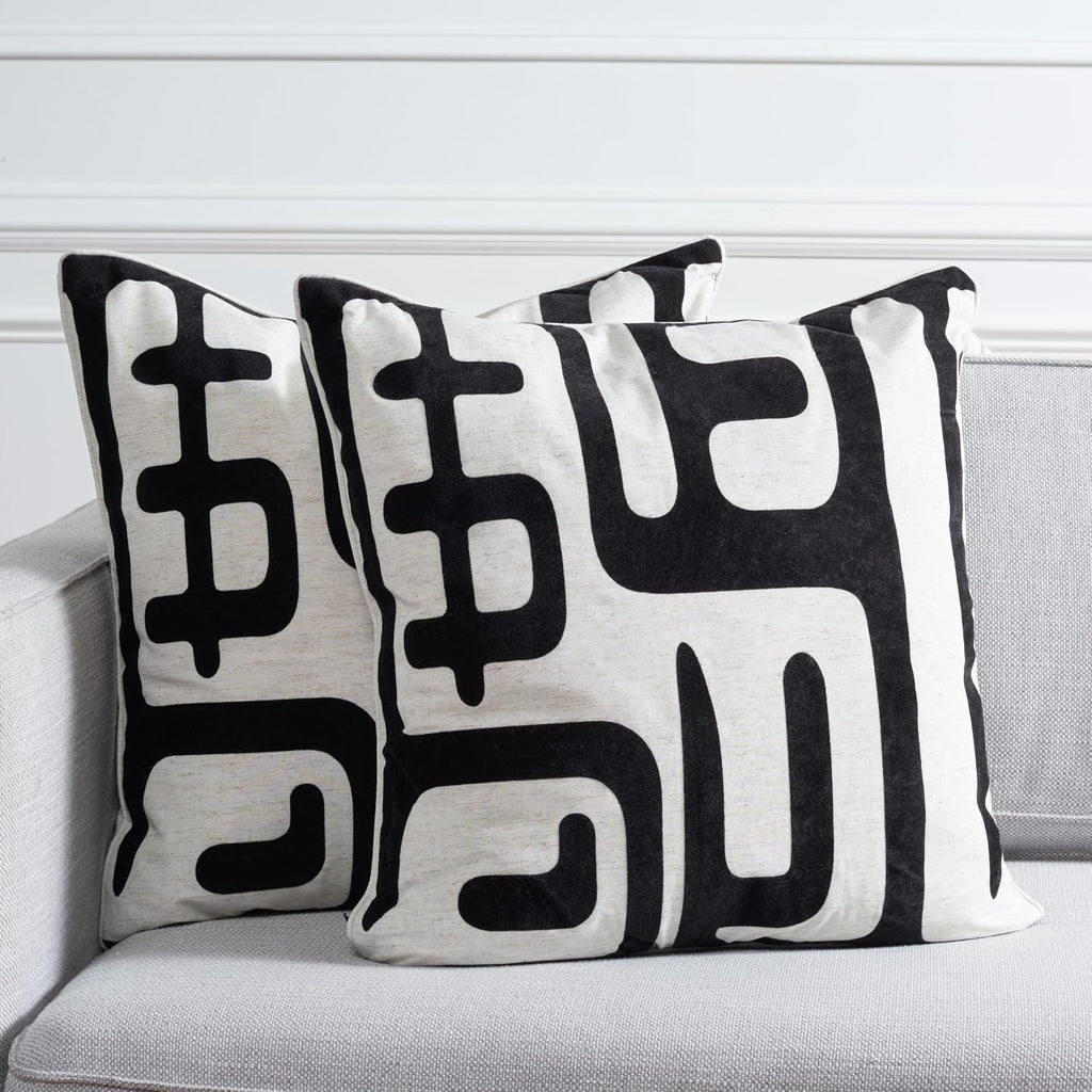 SAFAVIEH Maize Modern Throw Pillows Set of 2, 24x24 Black PIL162A-2424-SET2