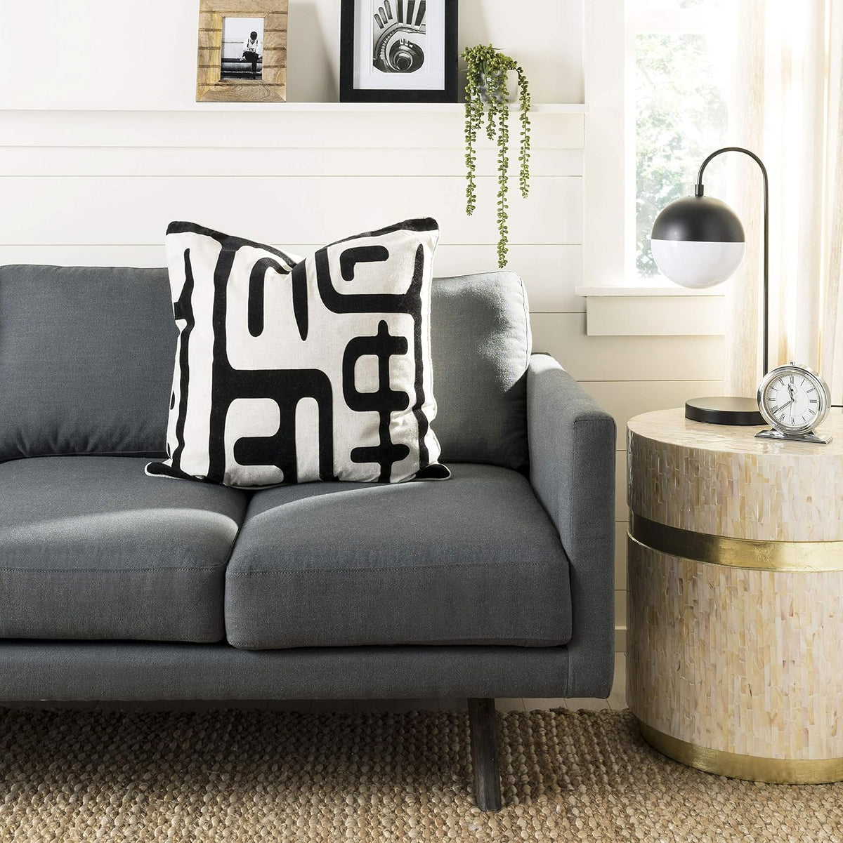 SAFAVIEH Maize Modern Throw Pillows Set of 2, 24x24 Black PIL162A-2424-SET2