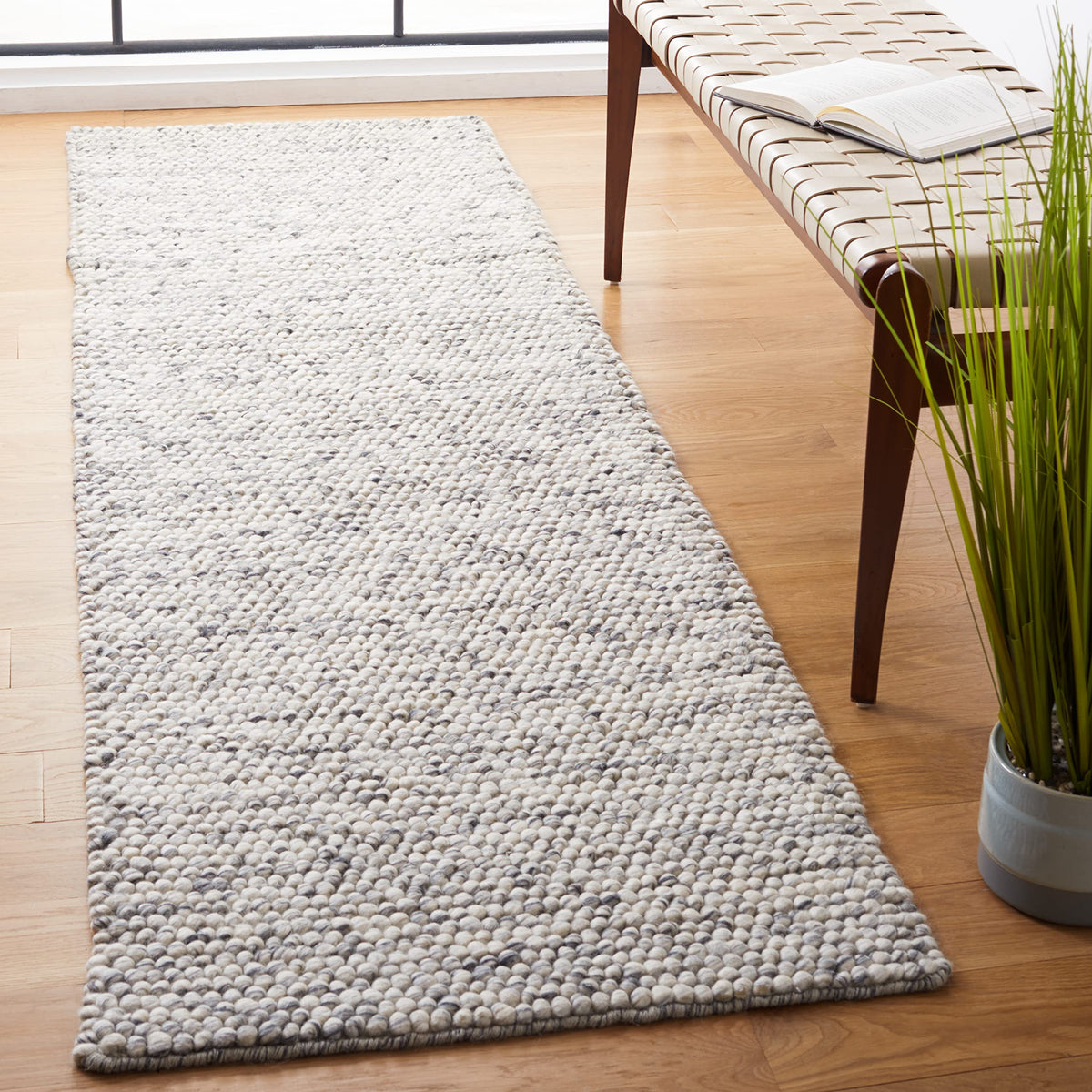 SAFAVIEH Natura Runner Rug 2x6 Wool Knotted, Beige NAT620B