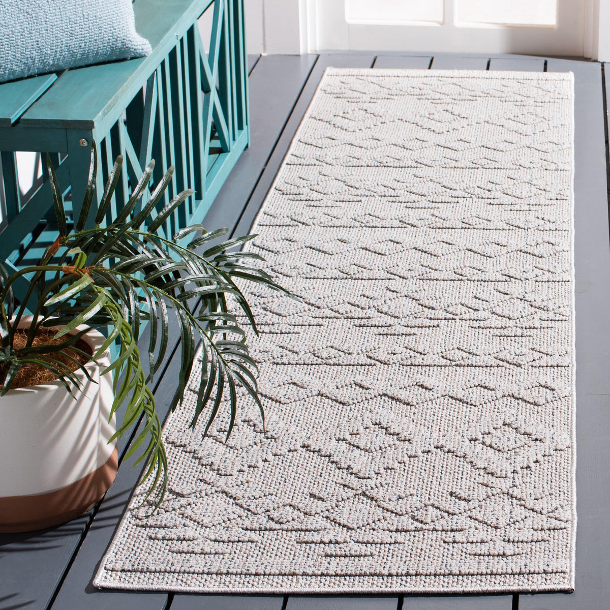 SAFAVIEH Washable Rug Outdoor Global Collection - 5'3" x 7'6", Beige & Dark Beige, Non-Shedding & Easy to Clean, Ideal for Patio, Backyard, Mudroom (GLB210B)