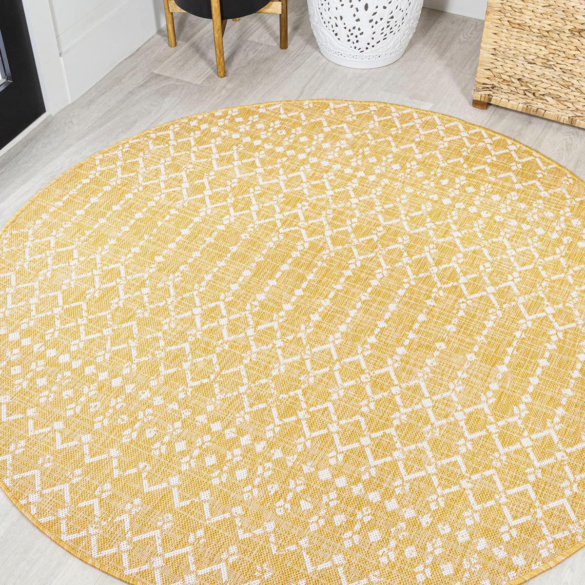 JONATHAN Y Moroccan Geometric Indoor Outdoor Area Rug 8X10 Natural/Black, Ourika Textured Weave for Backyard, Patio, Porch, Easy-Cleaning, High Traffic, Pet-Friendly, Non-Shedding (SMB108D-8)