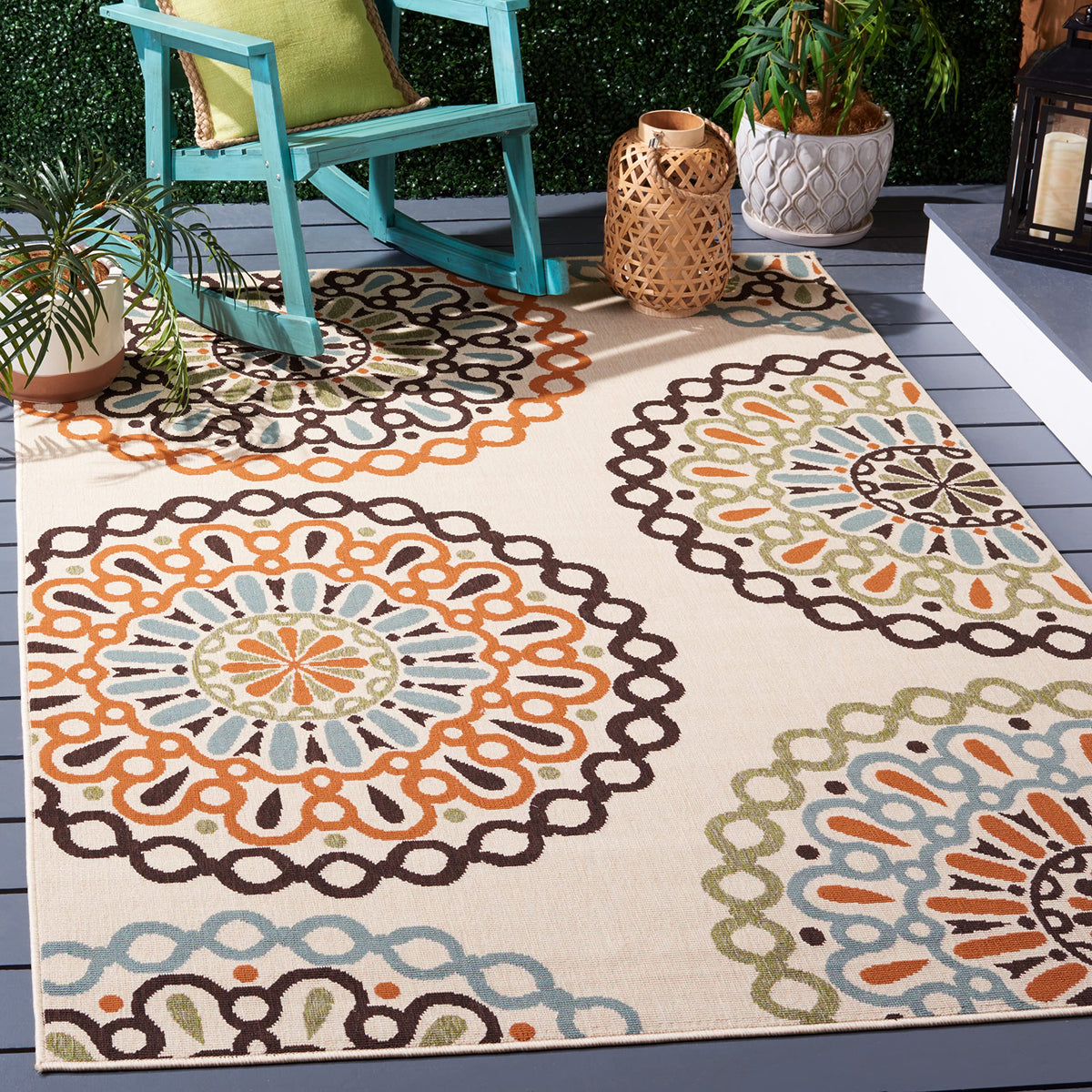 SAFAVIEH Washable Rug Outdoor Veranda Collection - 6'7" Round Cream & Terracotta, Non-Shedding & Easy to Clean, Ideal for Patio, Backyard, Mudroom (VER092-0715)