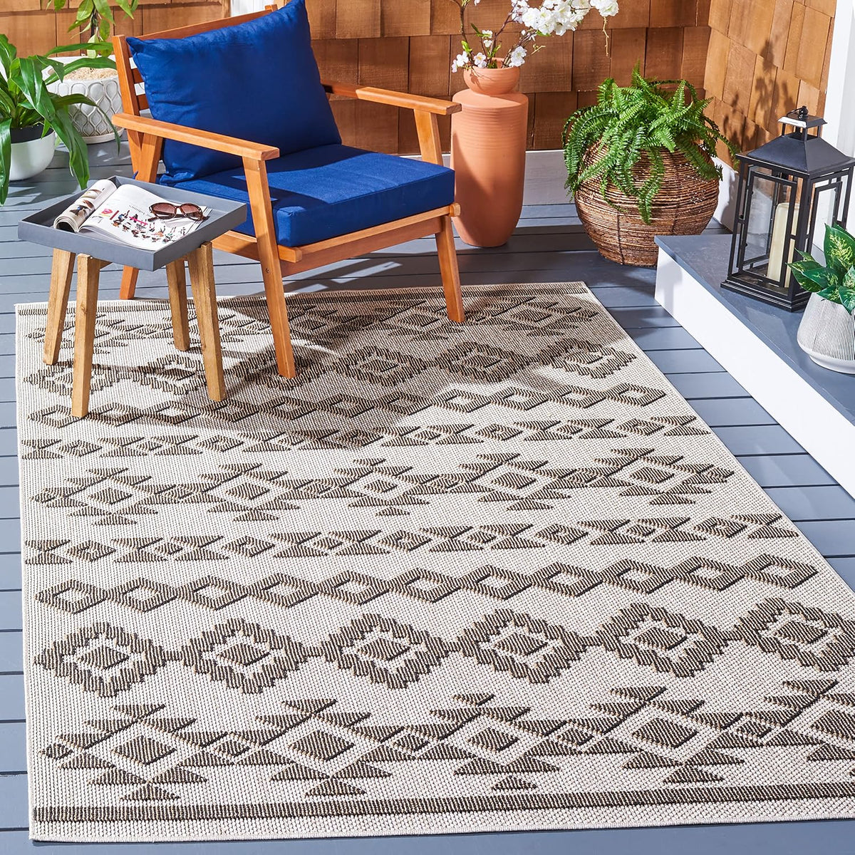 SAFAVIEH Washable Rug Outdoor Global Collection - 5'3" x 7'6", Beige & Dark Beige, Non-Shedding & Easy to Clean, Ideal for Patio, Backyard, Mudroom (GLB210B)