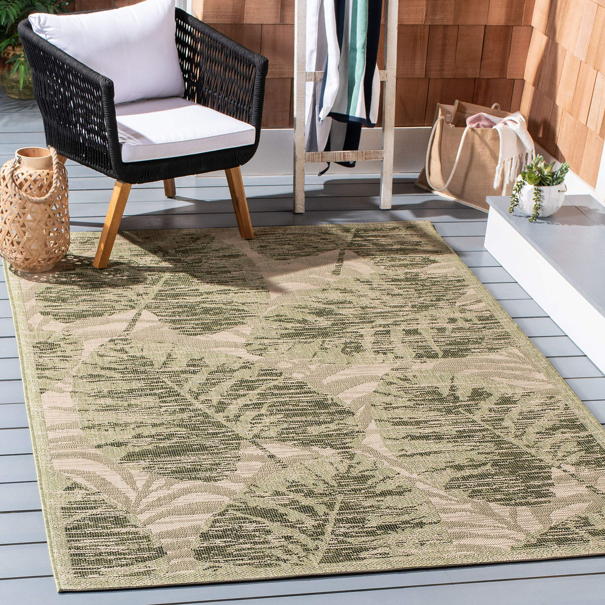 SAFAVIEH Washable Rug Outdoor Courtyard Collection - 6'7" Round, Green & Beige, Non-Shedding & Easy Cleaning, Ideal for Patio, Backyard, Mudroom (CY7556-21812)