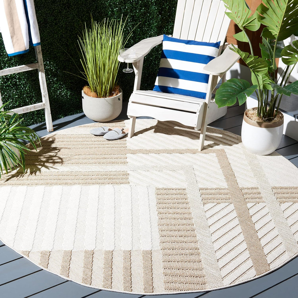 SAFAVIEH Washable Rug Outdoor Global Collection - 8' Round, Beige & Light Beige, Non-Shedding & Easy to Clean, Ideal for Patio, Backyard, Mudroom (GLB220B)