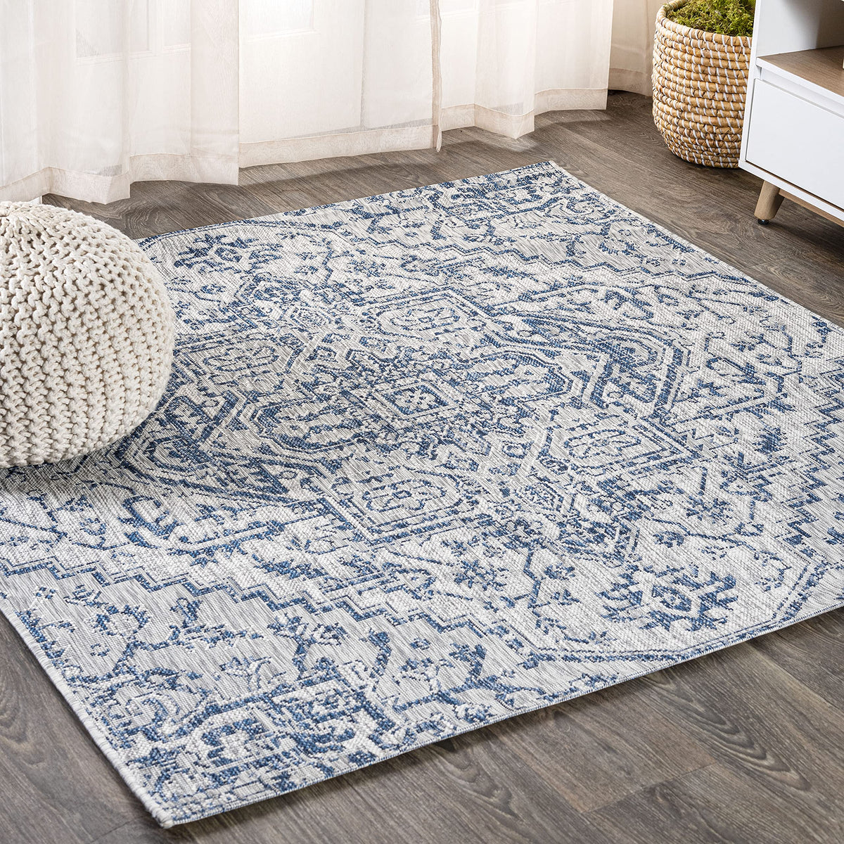 JONATHAN Y Boho Medallion Indoor Outdoor Area Rug 9X12 Navy/Gray, Estrella Textured Weave for Backyard, Patio, Porch, Easy-Cleaning, High Traffic, Pet-Friendly, Non-Shedding (SMB105B-9)