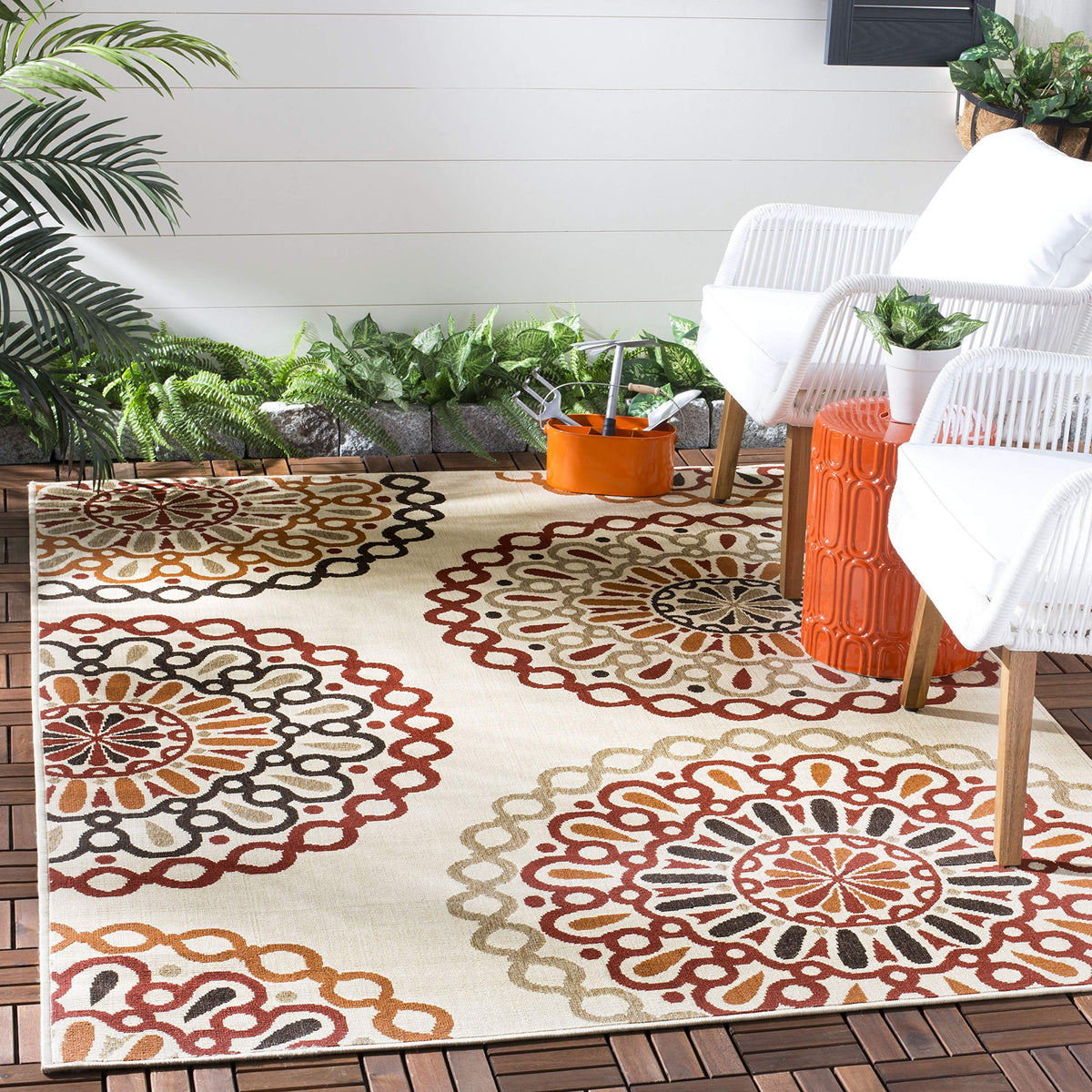 SAFAVIEH Washable Rug Outdoor Veranda Collection - 6'7" Round Cream & Terracotta, Non-Shedding & Easy to Clean, Ideal for Patio, Backyard, Mudroom (VER092-0715)